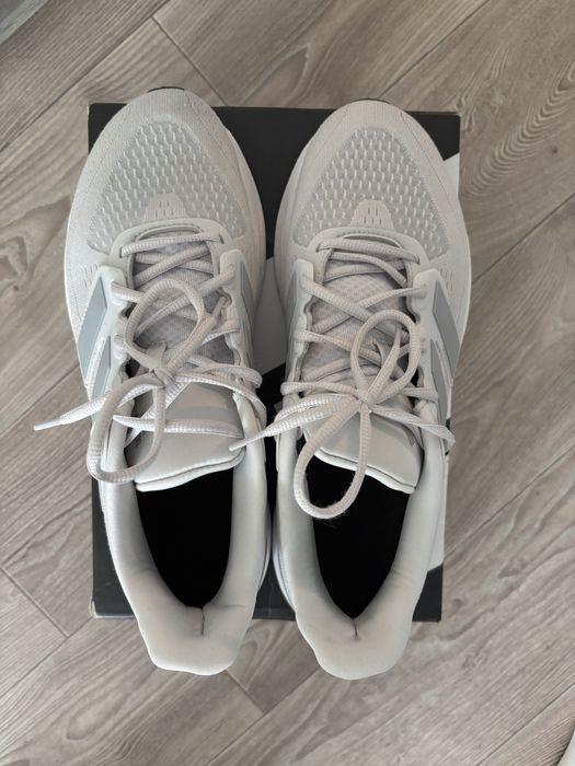 Чоловічі кросівки adidas