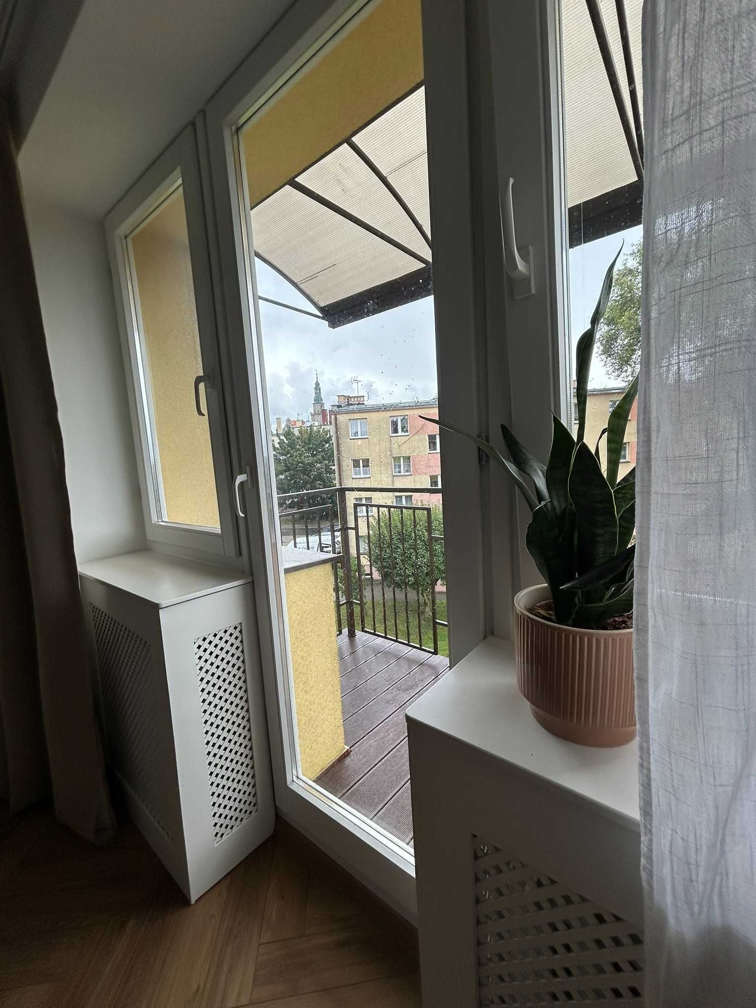 Słoneczne mieszkanie z balkonem w okolicy Rynku