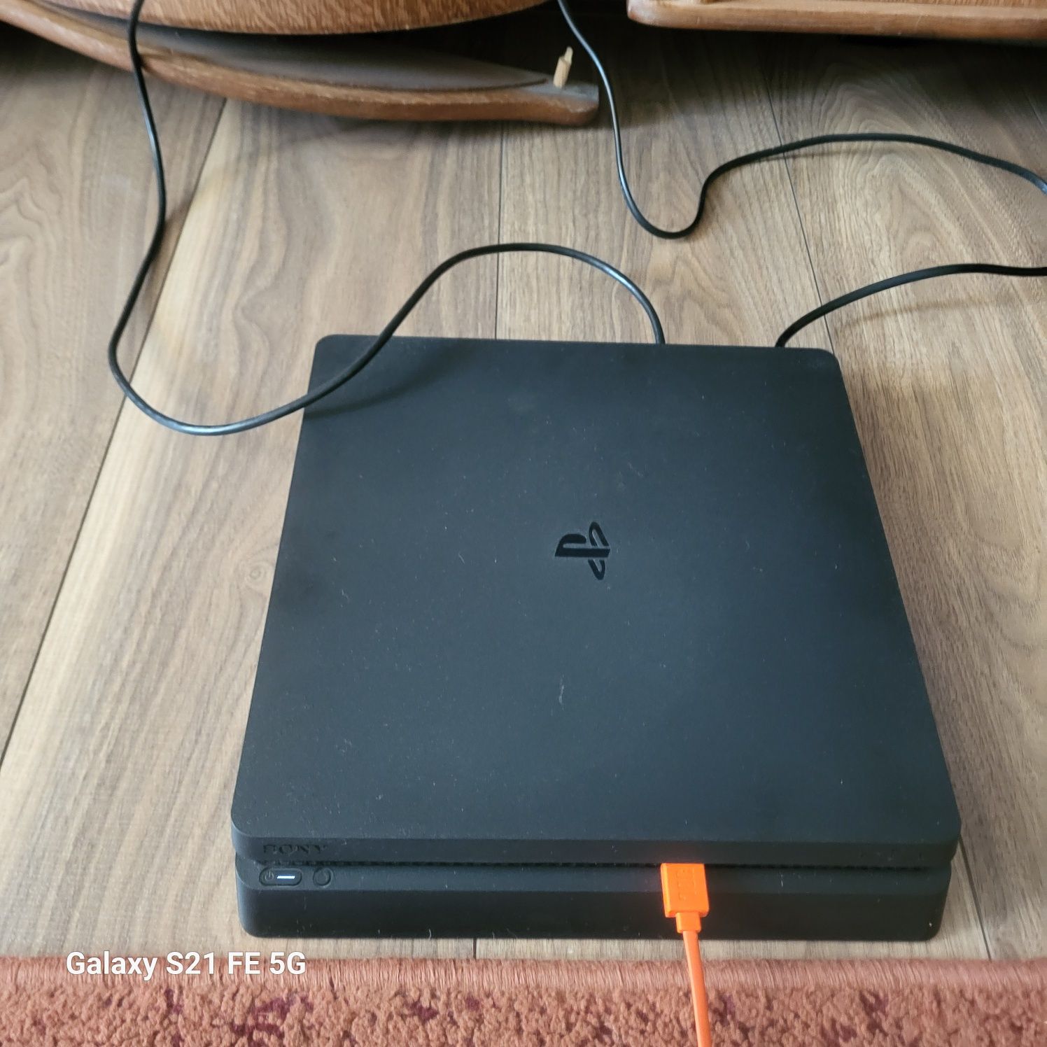 Ігрова консоль PS4