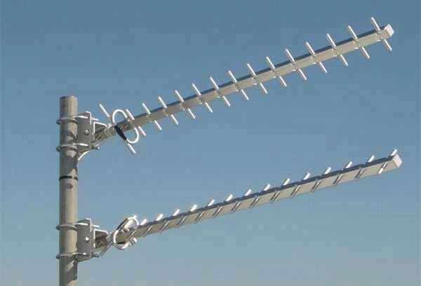 Направленная 3G/4G-LTE антенна 1800-2100 МГц 17dB для модемов/роутеров