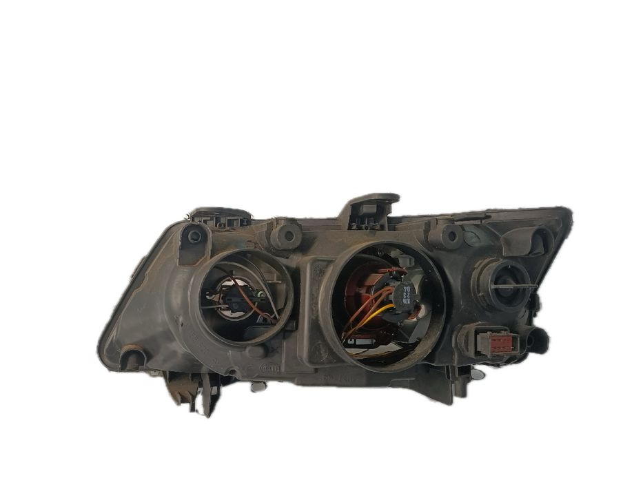 Ótica / farol direita SAAB 9-5 Sedan (YS3E)