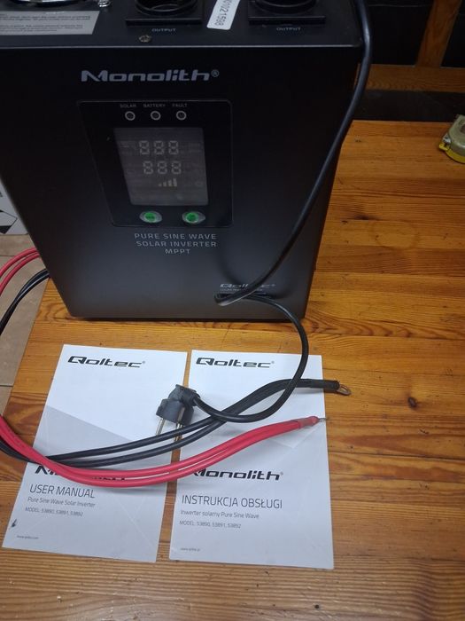 Inwerter solarny qoltec 700w/20a