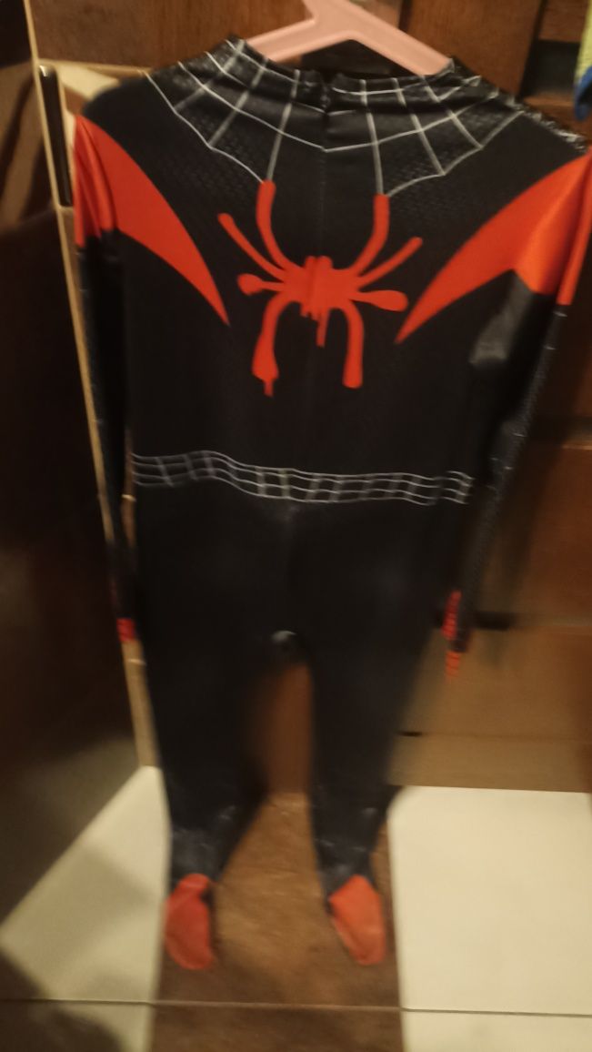 Strój kombinezon spiderman 6-7 lat