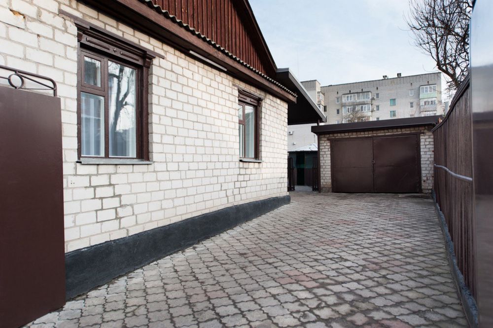 Довгострокова оренда будинка в  центрі міста 20.10
