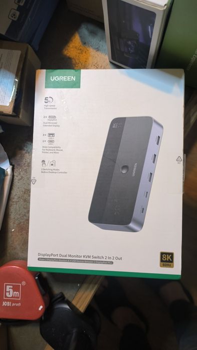KVM-перемикач UGREEN DisplayPort Dual Monitor 2 In 2 Out