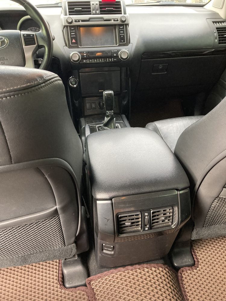 Продам Toyota Land  Cruiser Prado 150