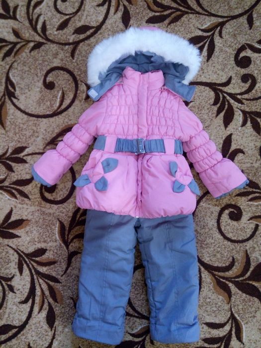 Зимний комбинезон для девочки