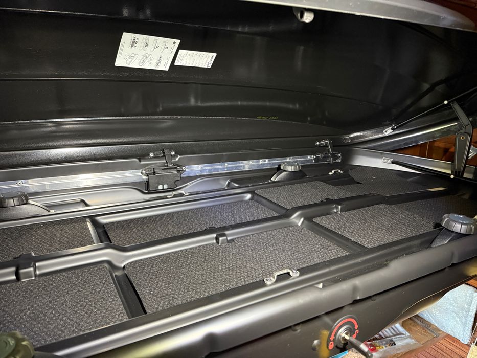 Box dachowy Thule Dynamic M 800