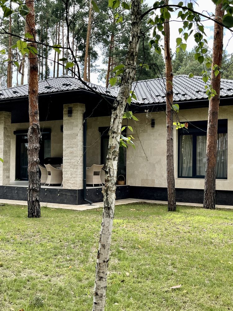 Дом с ремонтом и техникой в лесной Буче на 15 сотках