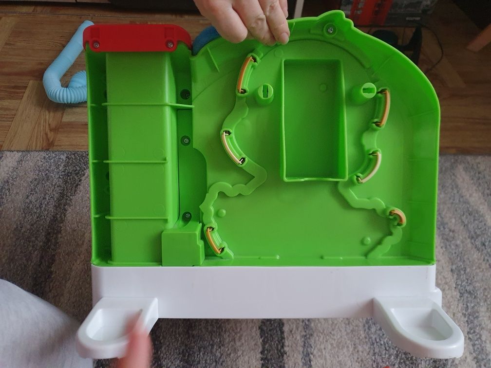 Fisher price, stacja szczeniaczka