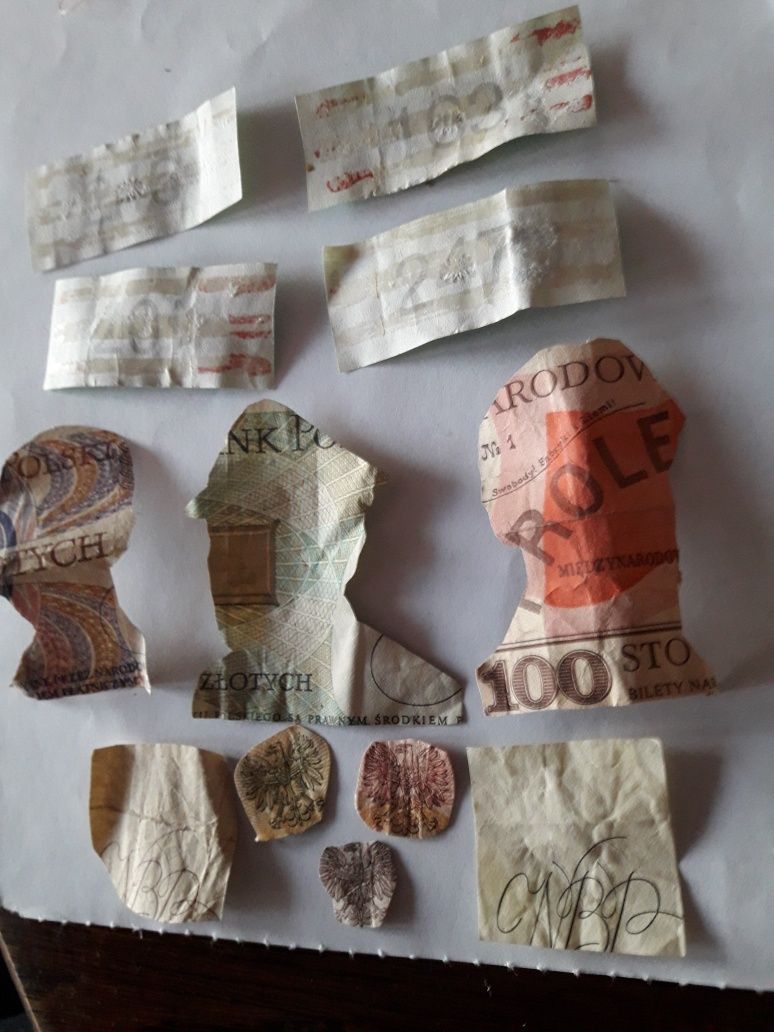 Resztki starych banknotów I znaczkow