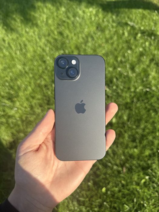 Telefon IPhone 15 128GB Czarny Apple Bateria 100%