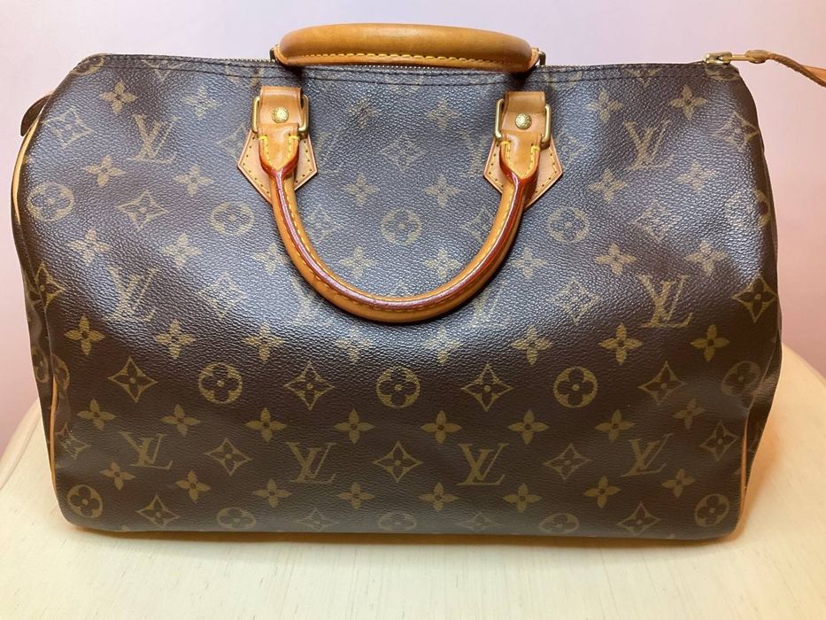 Сумка от Louis Vuitton. Отличное состояние. Есть пыльник