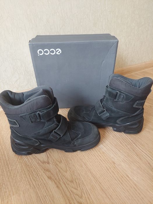 Сапоги ботинки Ecco 35