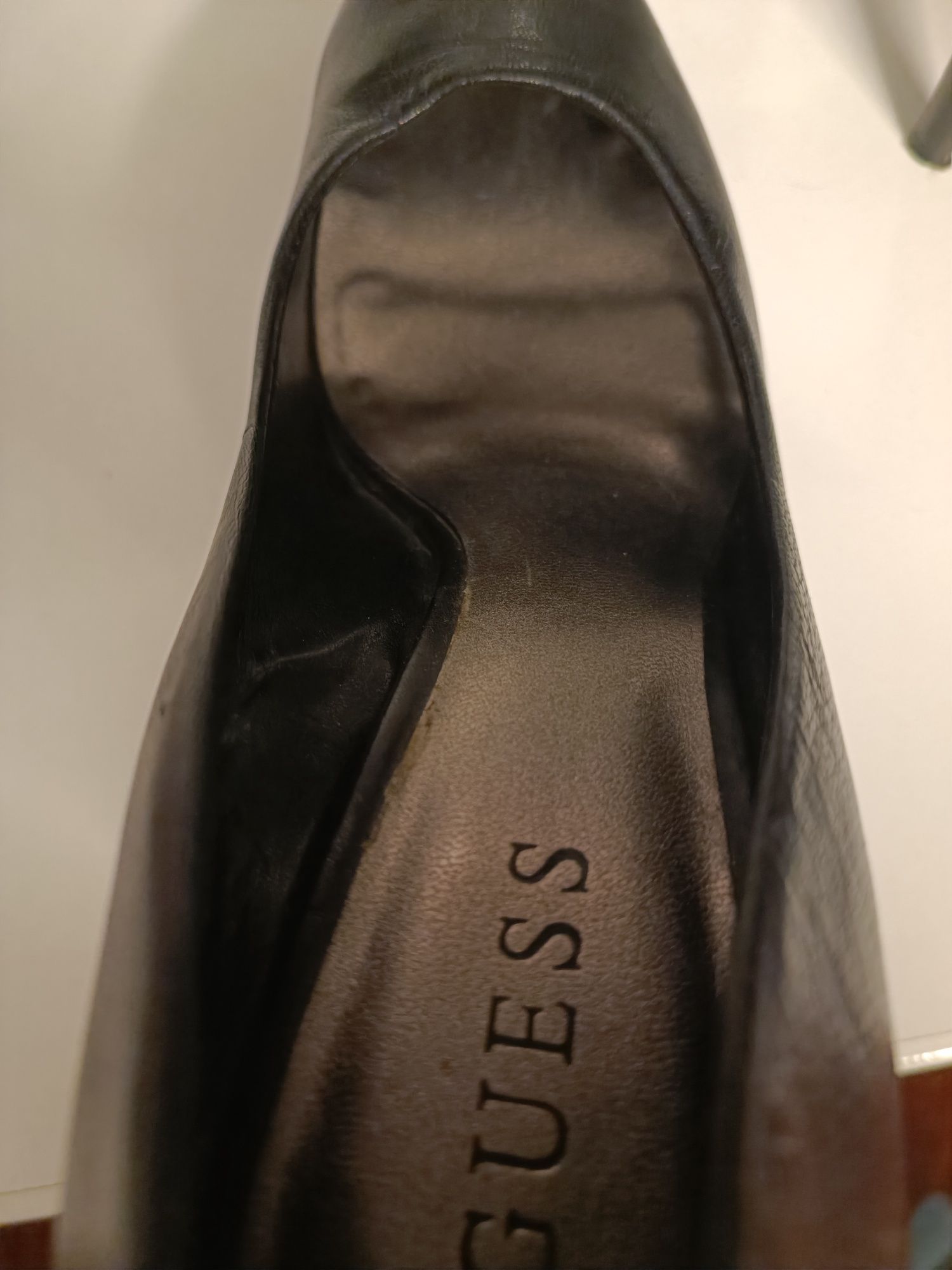 Guess Eleganckie Czarne Szpilki Koturn Obcas 11cm BDB- 38,5