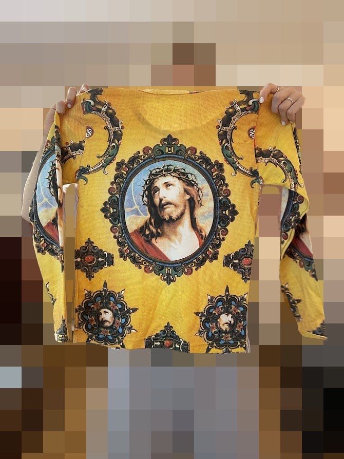 "Ісус в паетках" - Ексклюзивна кофта для поціновувачів мистецтва!
