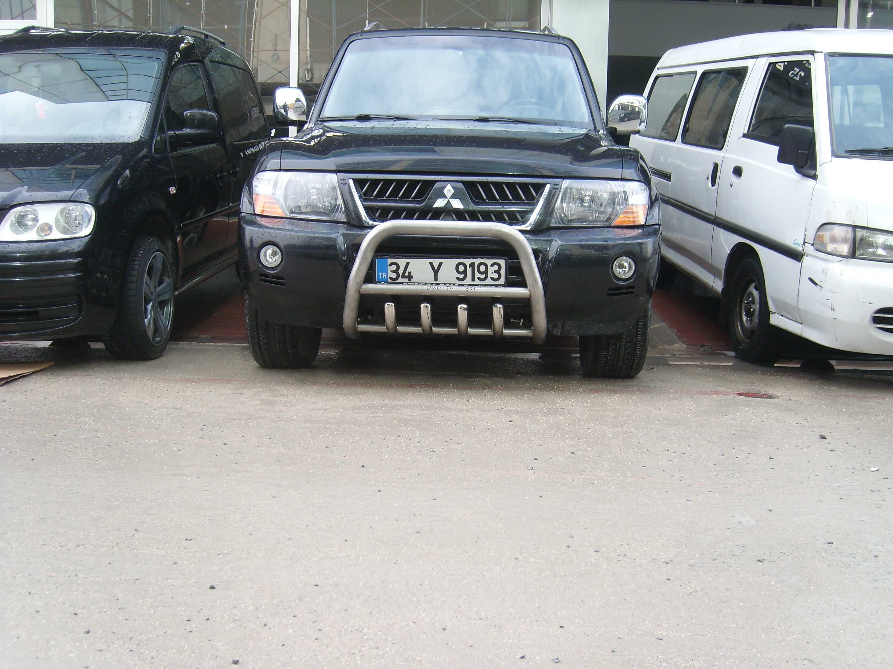 Кенгурятник  Mitsubishi Pajero Wagon III 2000 - 2006  Защита передняя