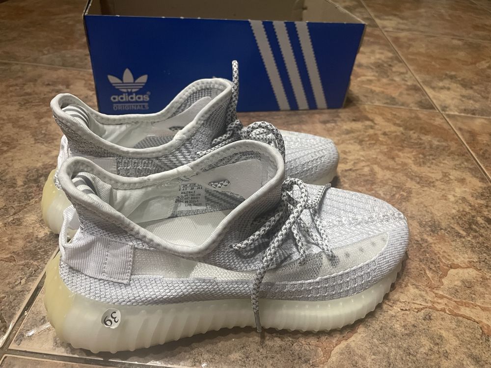 Кроссовки Adidas Yeezy Boost 350