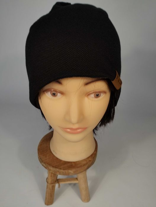 Ciepła czapka z futerkiem uniwersalna