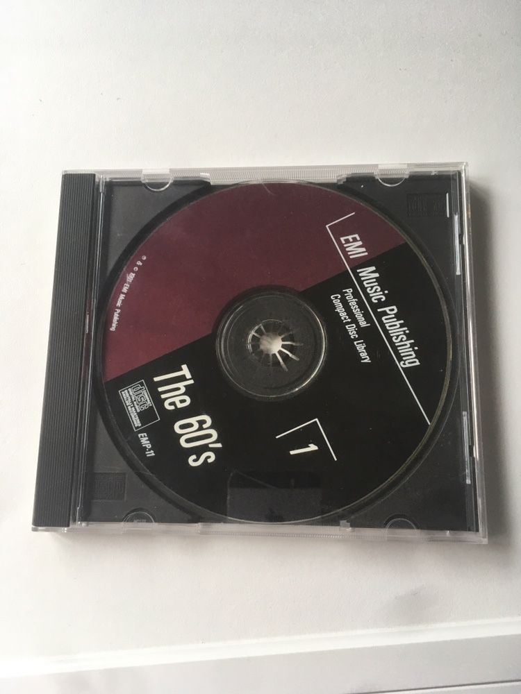 Caixa com 5 cd’s