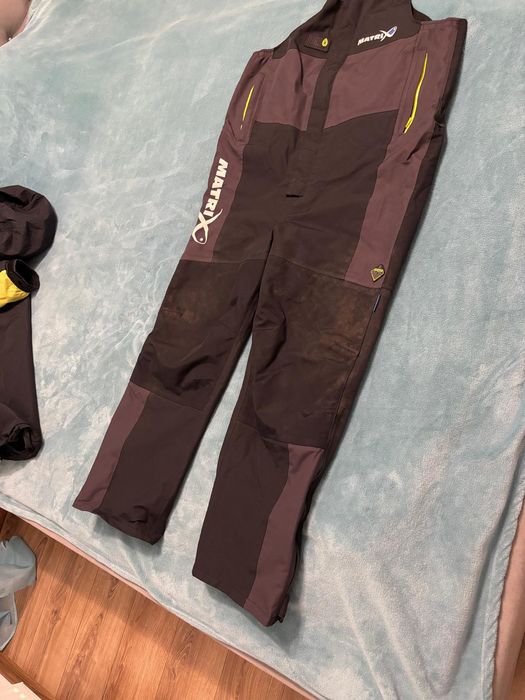 Letni kombinezon przeciwdeszczowy firmy Matrix