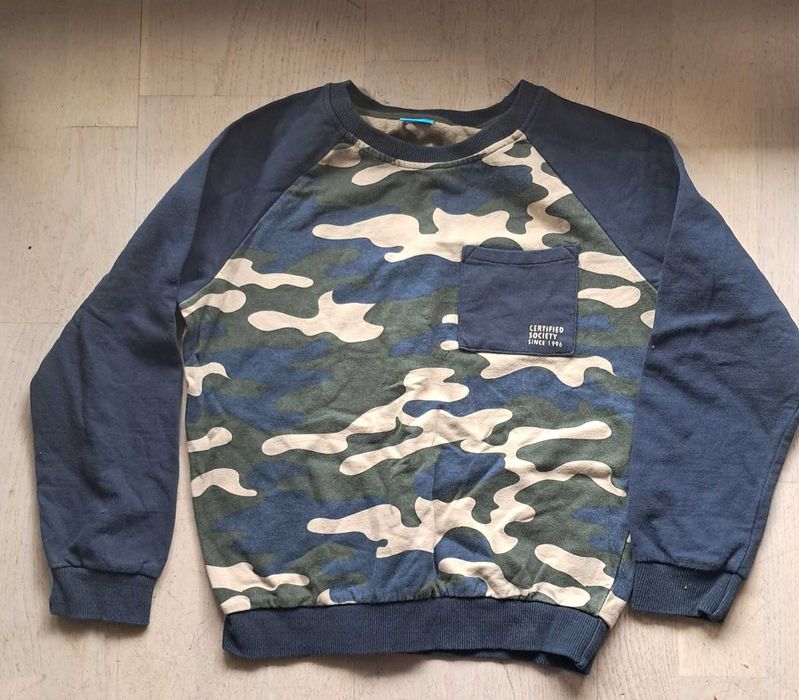 Bluza moro z kieszonką  134