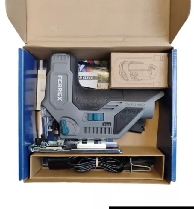 Wyrzynarka Ferrex Nowa z Akumulatorem i brzeszczotami