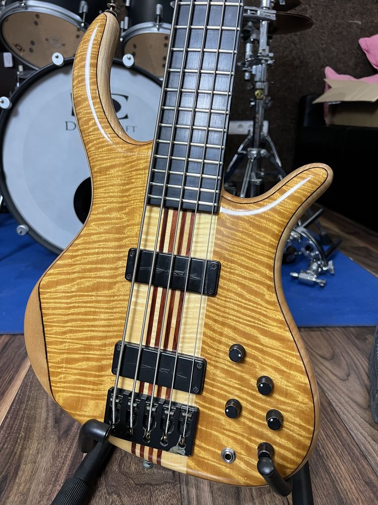 Schack Unique V Artwood Custom Boutique Bass 1999 - Highgloss finish