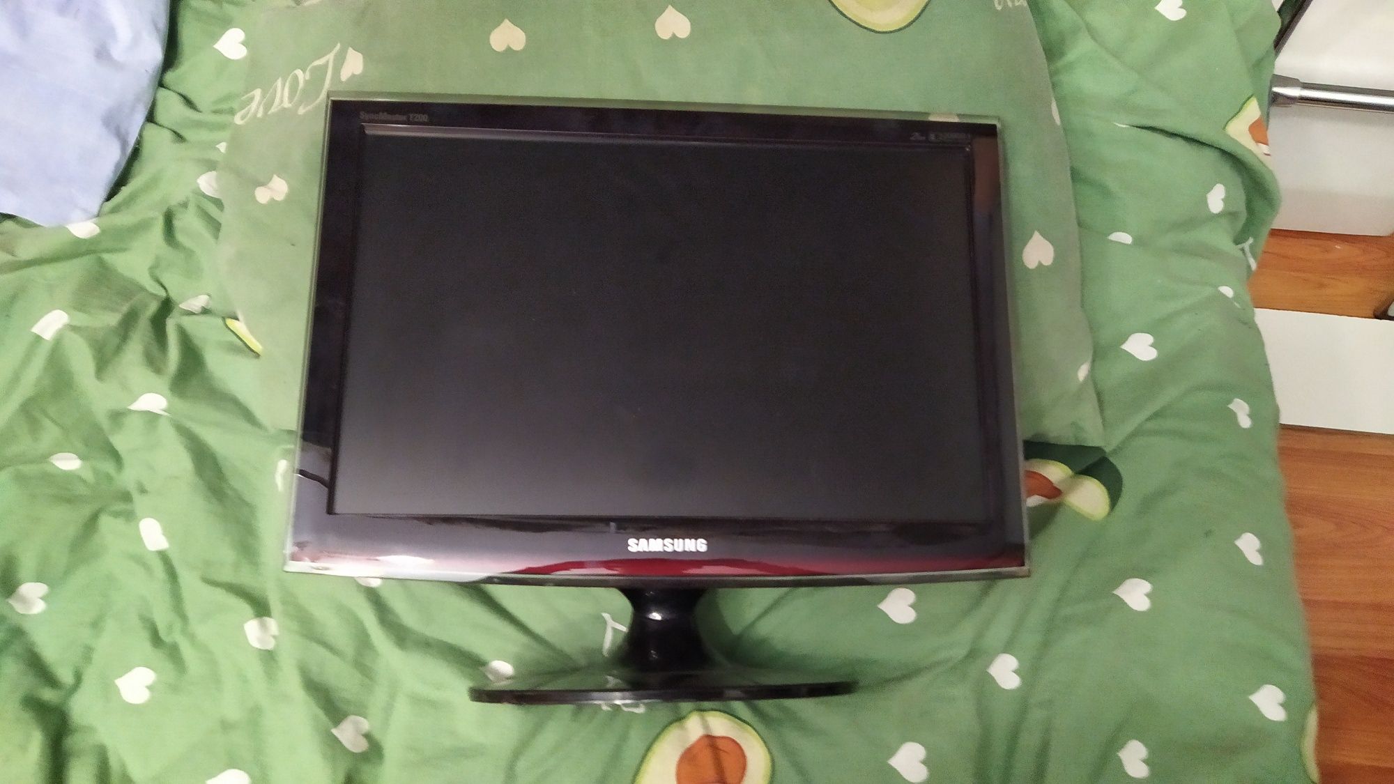 Монітор Samsung SyncMaster 20 дюймів 16/10