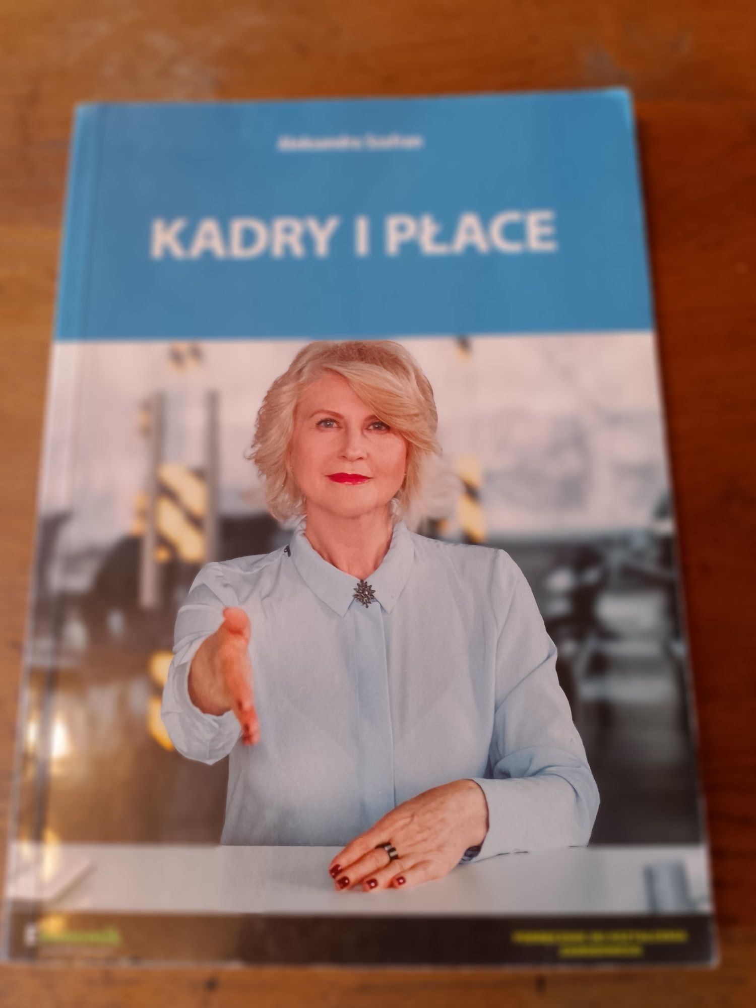 podręcznik: Kadry i płace
