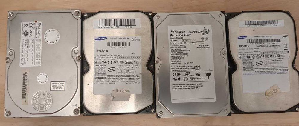 Vintage IDE Hard Drive Lot – Samsung 120GB, 80GB, and Others64170345570945120