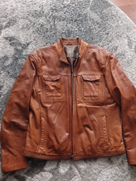 Шкіряна куртка коричнева