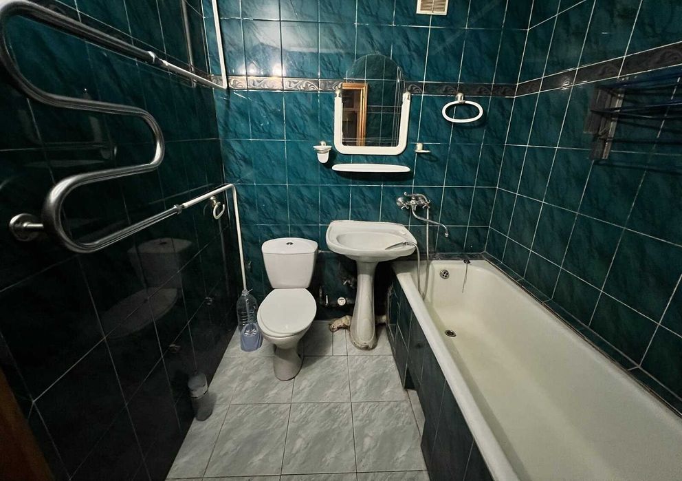 Продаж 1-кімнатної квартири на Виставці, просп. Миру