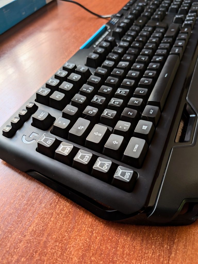 Клавиатура Logitech G910 Orion Spectrum. Клавиатура Logitech
