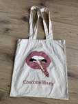 CHARLOTTE TILBURY Plocienna torba na ramie