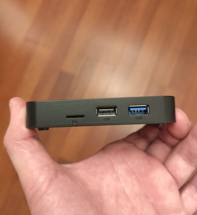 Tanix W2 Android Smart TV Box
