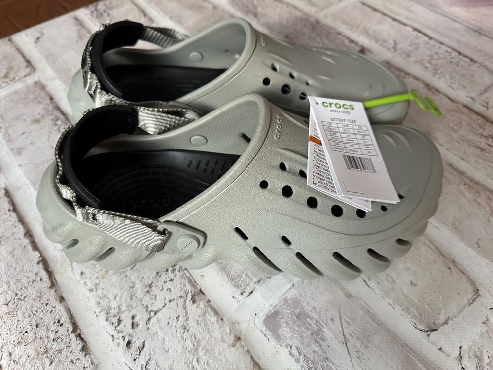 Продам  Crocs Echo Clog