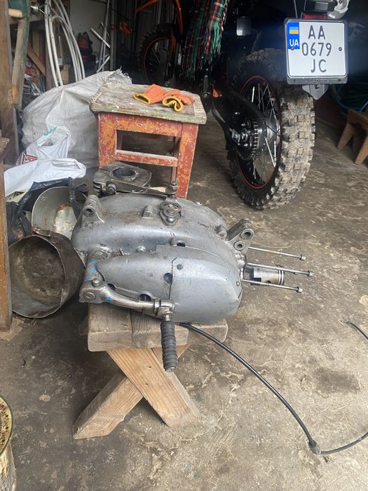 Двигун на мопед ява