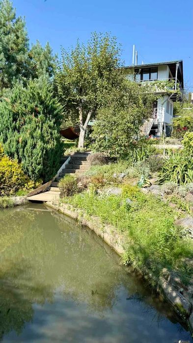 Продаж будинку в мікрорайоні Лезнево