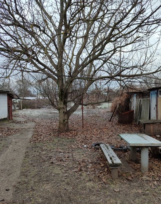 Продам будинок в районі Кут.