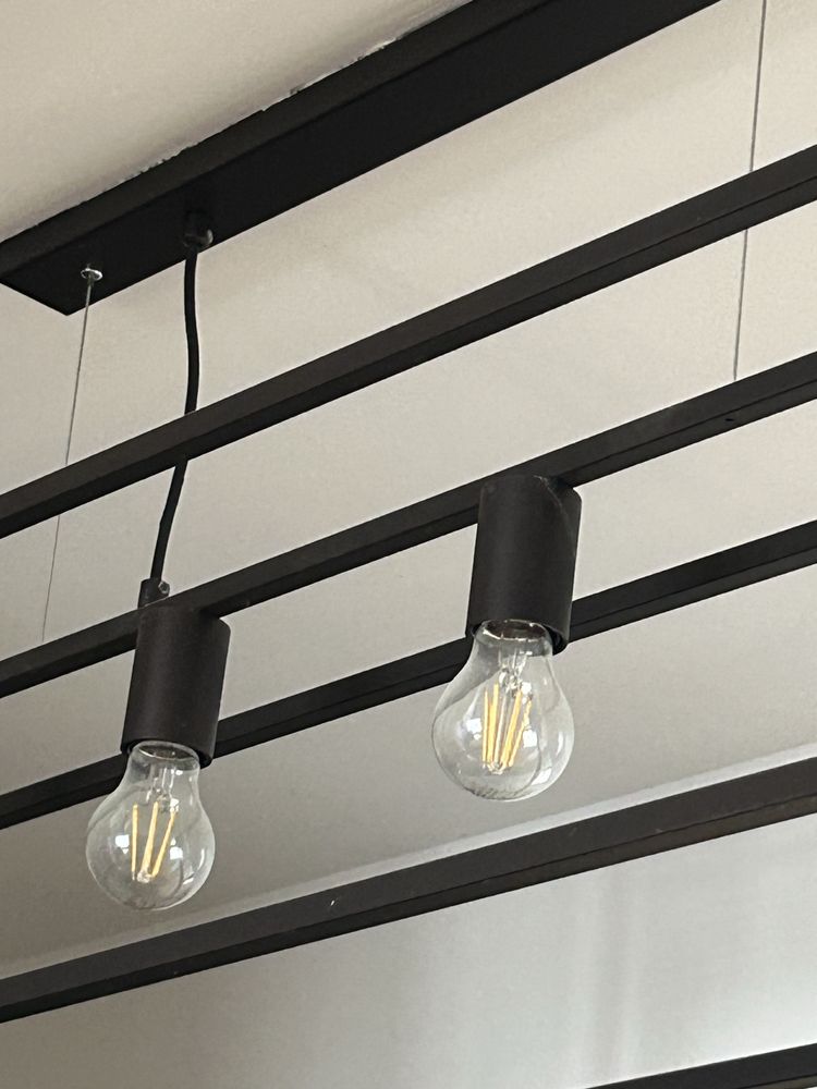 Lampa w stylu industrialnym