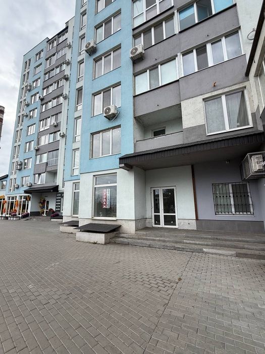 Продаж комерційного приміщення! Козацька 1/1