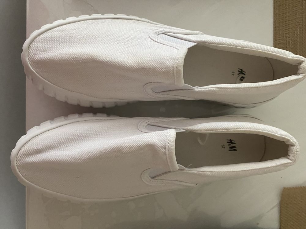 Макасіни H&M