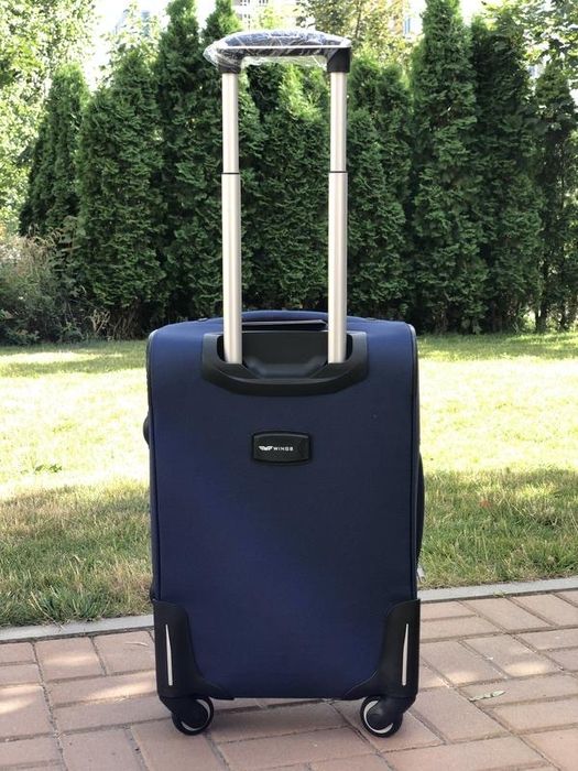 Валіза Дорожній чемодан міцний валіза Сумка на 4 колес Новий Польща