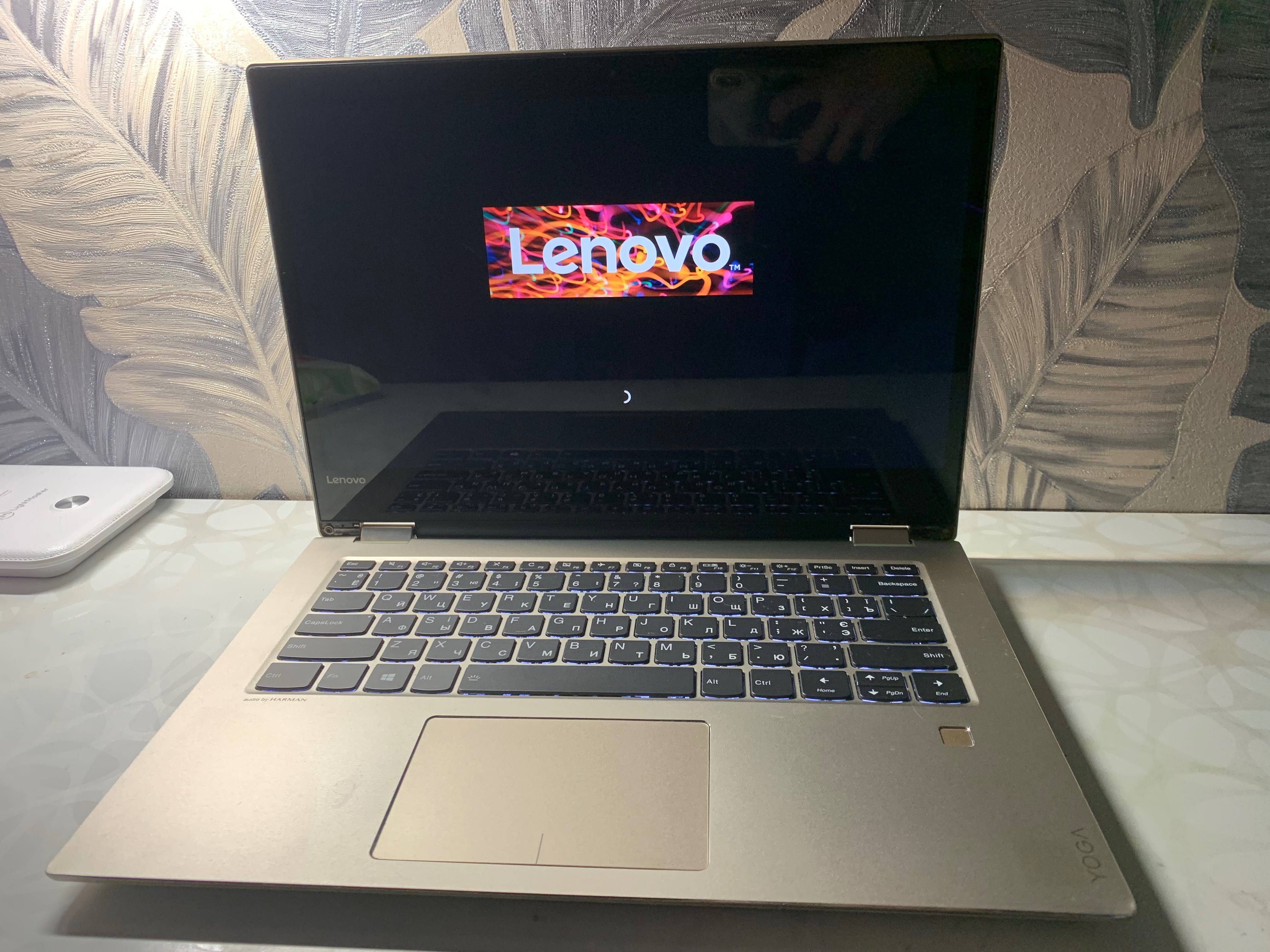 ноутбук Lenovo Yoga трансформер