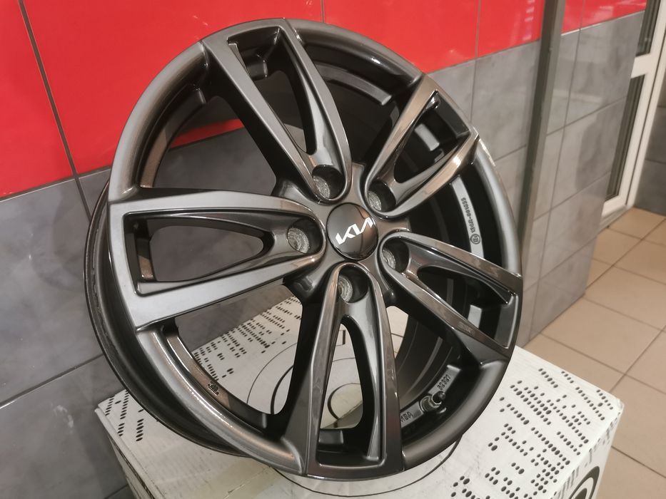 Felgi 17" 5x114,3 Kia Hyundai Renault Nissan czujnik ciśnienia