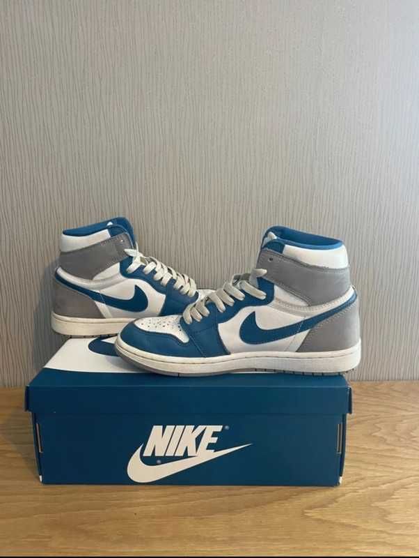 Jordan1RetroHighOGTrueBlue r.38
