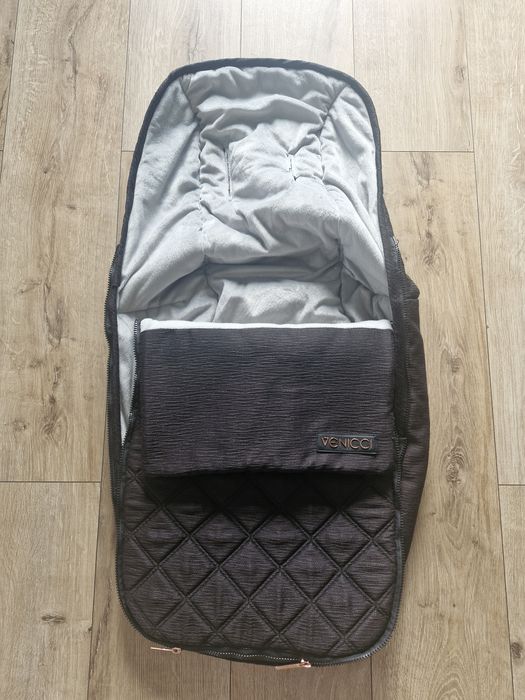 Wózek dzieciecy gondola i spacerówka