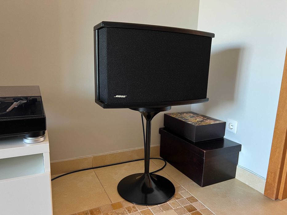 BOSE 901 Série VI com equalizador e suportes