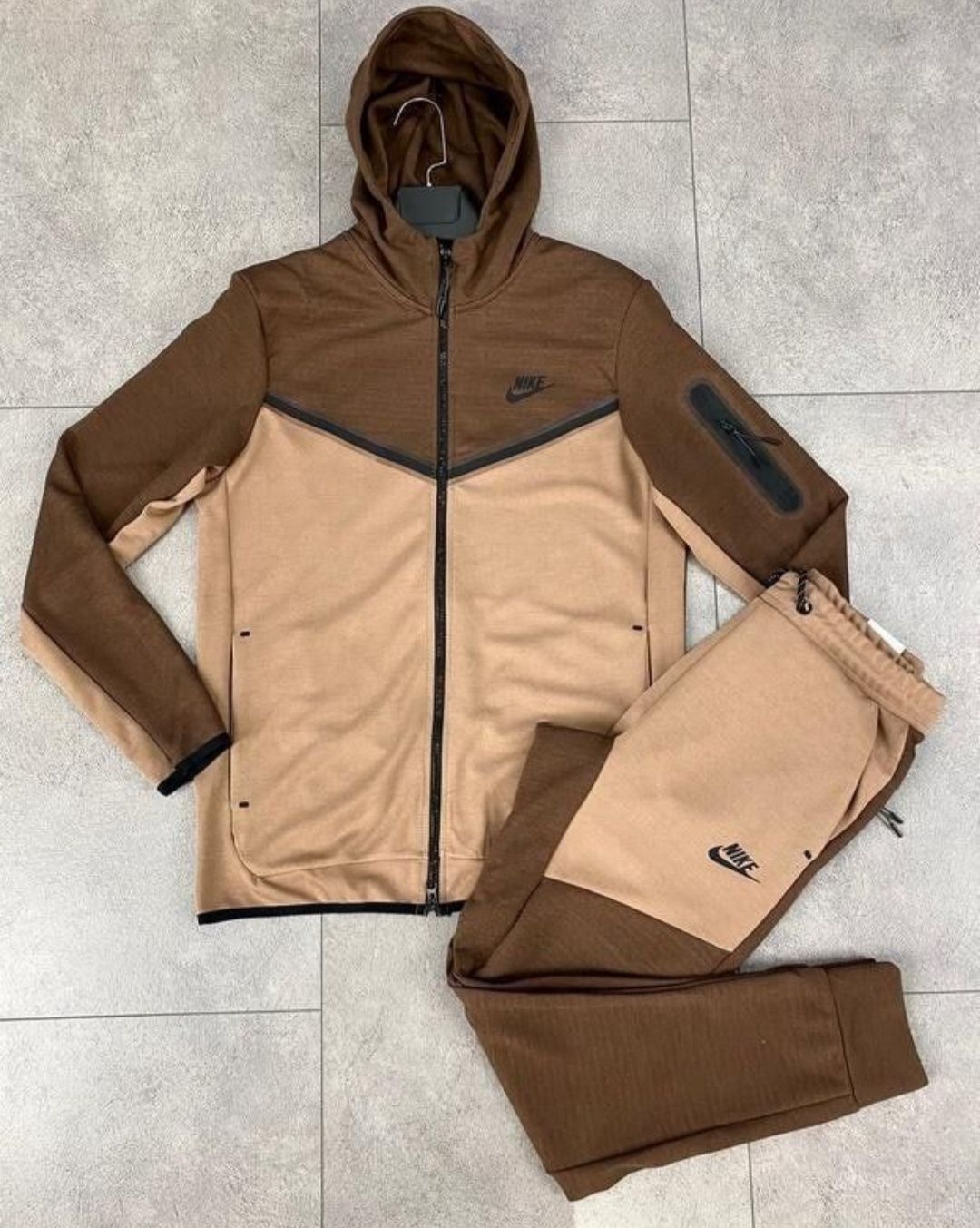 Спортивний костюм Nike Tech Fleece